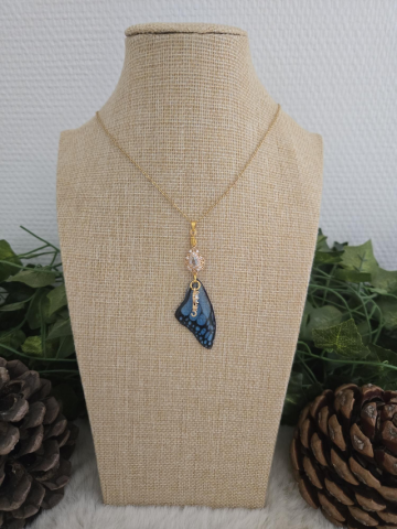 Collier fe Lunava